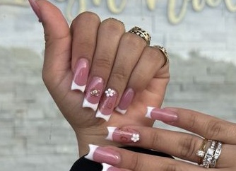 Lavish nails